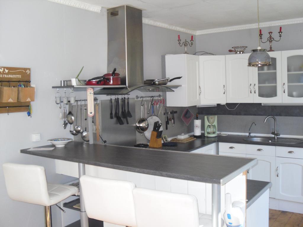 Appartement La Loob Gites De Daumesnil Etage Морле Стая снимка